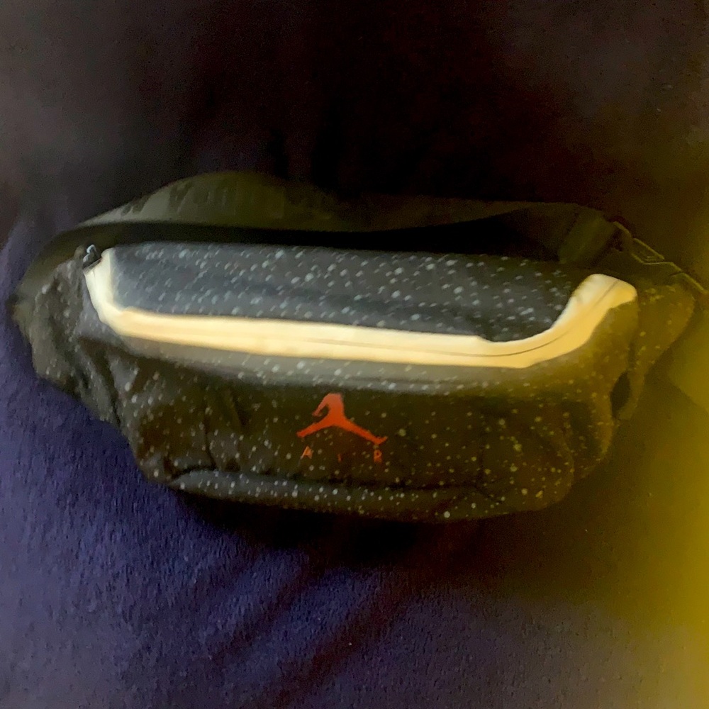 Jordan Fanny pak